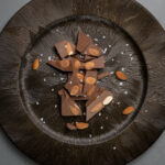 Czekolada creamy z migdałami i solą 0% added sugar - obrazek 2